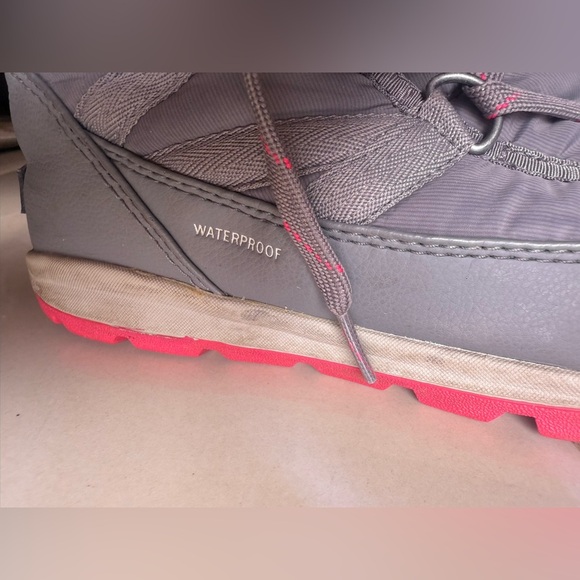 Sorel Whitney II Pink Grey Snow Water Proof Outdoor Hiking Rain Boots Size 10 - Picture 16 of 16